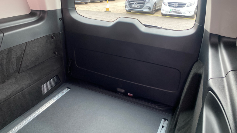 Mercedes-Benz Vito L2 Diesel Rwd 119CDI Select Crew Van 9G-Tronic